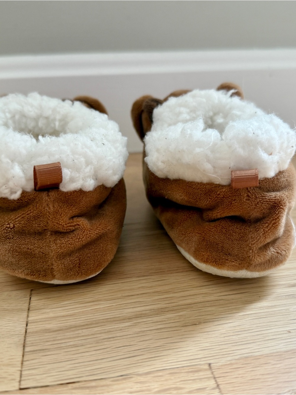 Rudolph the Red Nose Reindeer slipper size 12-24 months - Picture 5 of 7